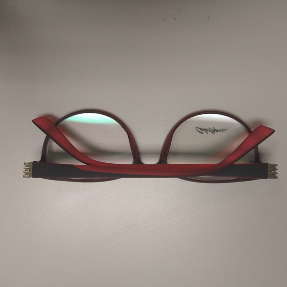 Black and Red light weight Glasses - Picture 7 of 11